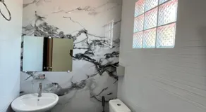 Elejea's Inn - Image 4
