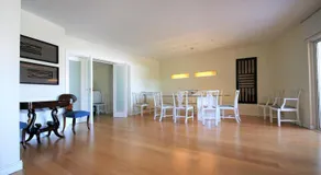Modern Apartment in Luxurious Condominium - Image 5