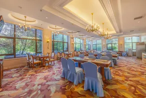 Golden Phoenix Garden Hotel Qingdao - Image 3