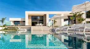 Aurum Villas - Image 2