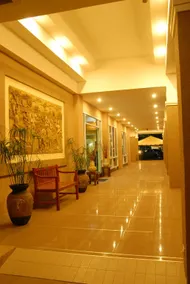 Tonwa Resort Hotel - Image 5