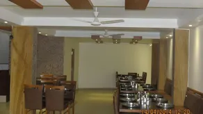 Hotel Sunny International - Image 2