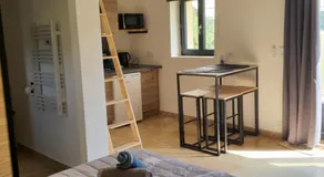 Bastide Bellugue Maison d'hôtes réseau Bienvenue à La Ferme à 3 minutes de Lourmarin - Image 2