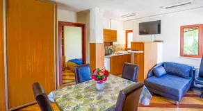 Sunset Suites Füred - Image 4