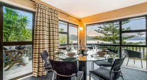 Coromandel Apartments - Image 2