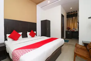 Super Hotel O by OYO Surya Continental - Image 2