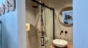 Tiny House in center Aalsmeer I Close to Schiphol & Amsterdam - Image 2