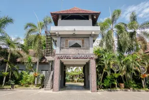 Hotel Mahkota Plengkung by ecommerceloka - Image 4