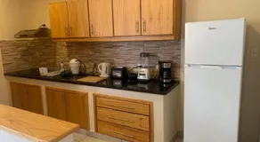 Elegante apartamento nuevo de 75 m2 con balcón y parking privado - Image 2
