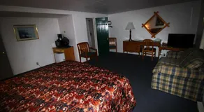 Topaz Lodge - Image 4