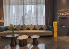 Atour Hotel Yibin West Railway Station - Image 4