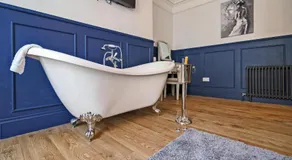 Clovelly House Relaxed Family Coastal Home - Image 2