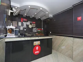 Hotel O by OYO International Neelam Suites Near Jama Masjid - Image 5