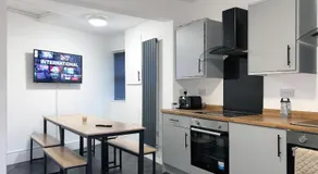 Rock Lane House by Serviced Living Liverpool - Image 3