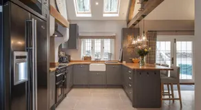 Three Little Pigs Luxury Cottage - Image 5