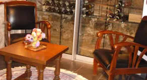 Chambres D'Hotes "Les Chiens Verts", jardin, terrasse, parking privé - Image 3