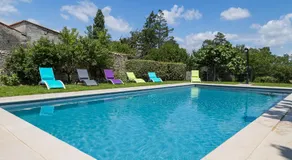 L'enclos bleu, gîte - marais poitevin avec piscine chauffée - Image 3