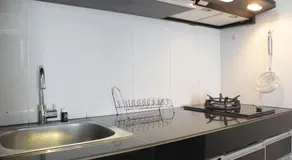 Gorgeous 2BR Apartment at Gateway Pasteur near Exit Toll By Travelio - Image 5