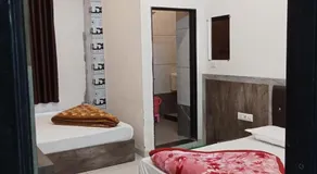 Hotel Raj krishnam khatushyamji - Image 2