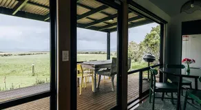 Black Cockatoo Cottages - Image 4
