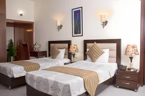 Royal Elegance Hotel Lahore - Image 3