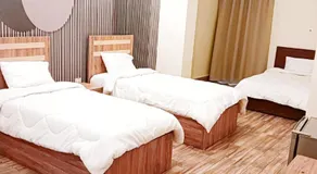 VIP hotel & café - Image 2