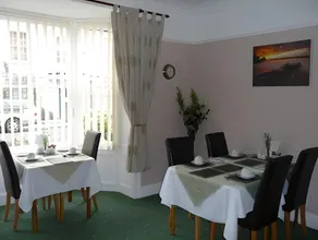 Cornubia Guest House - Image 4