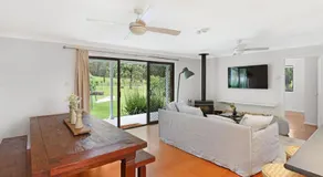 The Hamilton Kangaroo Valley - Image 2