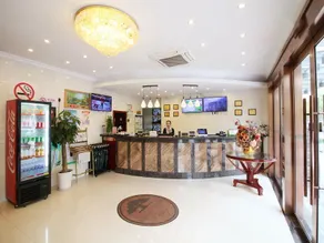 GreenTree Inn Shanghai Pudong Airport Middle HuanQing Road Express Hotel - Image 4