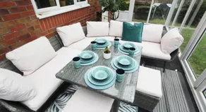 4 Bedroom House Near Manchester Airport, Wythenshawe Hospital and Trafford Centre - Image 3