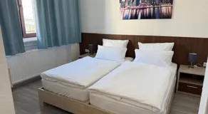 Corniche Hotel - Image 2