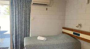 The Travellers Inn - Image 5