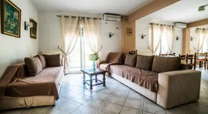 Hotel Fourkos - Image 2