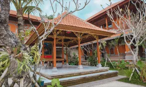 Ubud Hotel & Cottages - Image 4