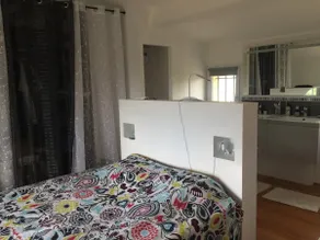 Villa climatisée avec grande piscine - Image 2
