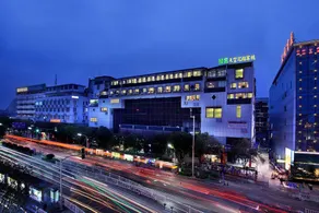 Guilin Sky Palace Hotel - Image 4