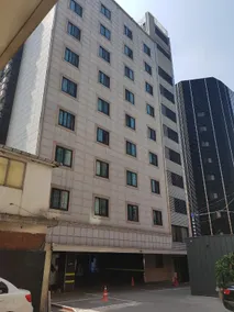 Inus Motel - Image 4