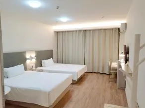 Hanting Hotel Mingguang Runxi City Square - Image 3