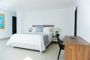 Green Platinum Hotel - Image 3