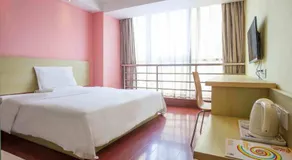7Days Inn Dezhou Railway Station Square - Image 2
