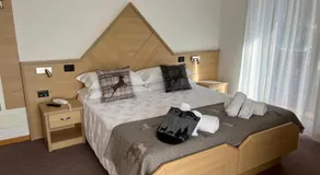 Hotel Ai Pini - Image 2