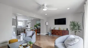 Walk to Notre Dame & Games & Concerts - 5BR-12 guests - Eddy St - Image 2