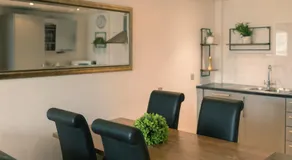 Sidemersey Livings- Rare Accessible 2BR Liverpool City Centre Apartment - Image 4