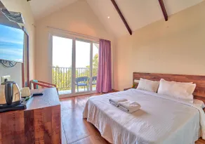 Gardenia Pool Resort Kanthalloor by VOYE HOMES Mountain View Stay Near Bhramaram view Point - Image 2