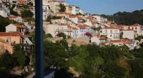 The balcony - Image 5