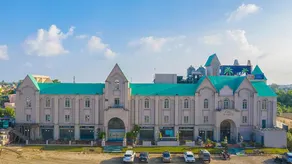 Hotel Le Castle - Image 2