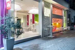 Afrodite Suites - Image 4