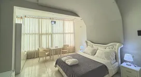 Grand Hotel Gjyshi - Image 2