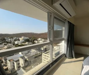 Solace: Pvt Studio at High Floor. AC Fast WiFi - Image 4