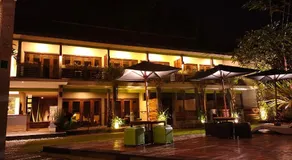 JavaCove Beach Hotel - Image 4